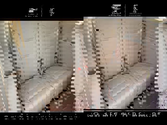 Used 2023 GMC Acadia Denali w/ Denali Ultimate Package image 29