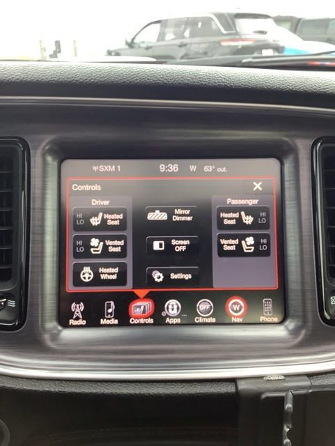 Used 2016 Dodge Challenger R/T Scat Pack RWD image 22