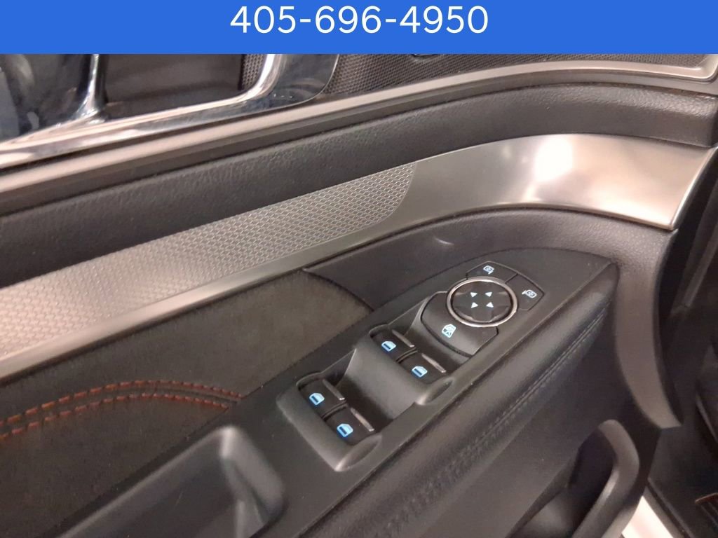 Used 2018 Ford Explorer XLT w/ Equipment Group 202A image 23