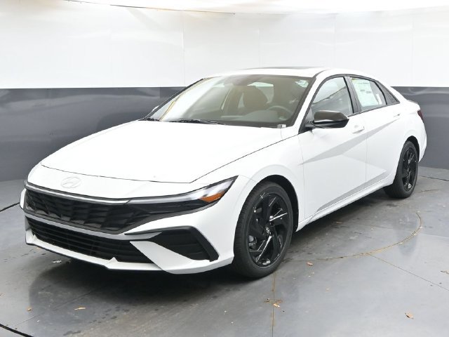 New 2026 Hyundai Elantra SEL Sport FWD image 1