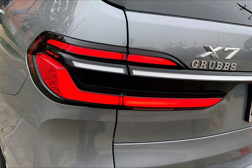 Used 2024 BMW X7 xDrive40i image 41