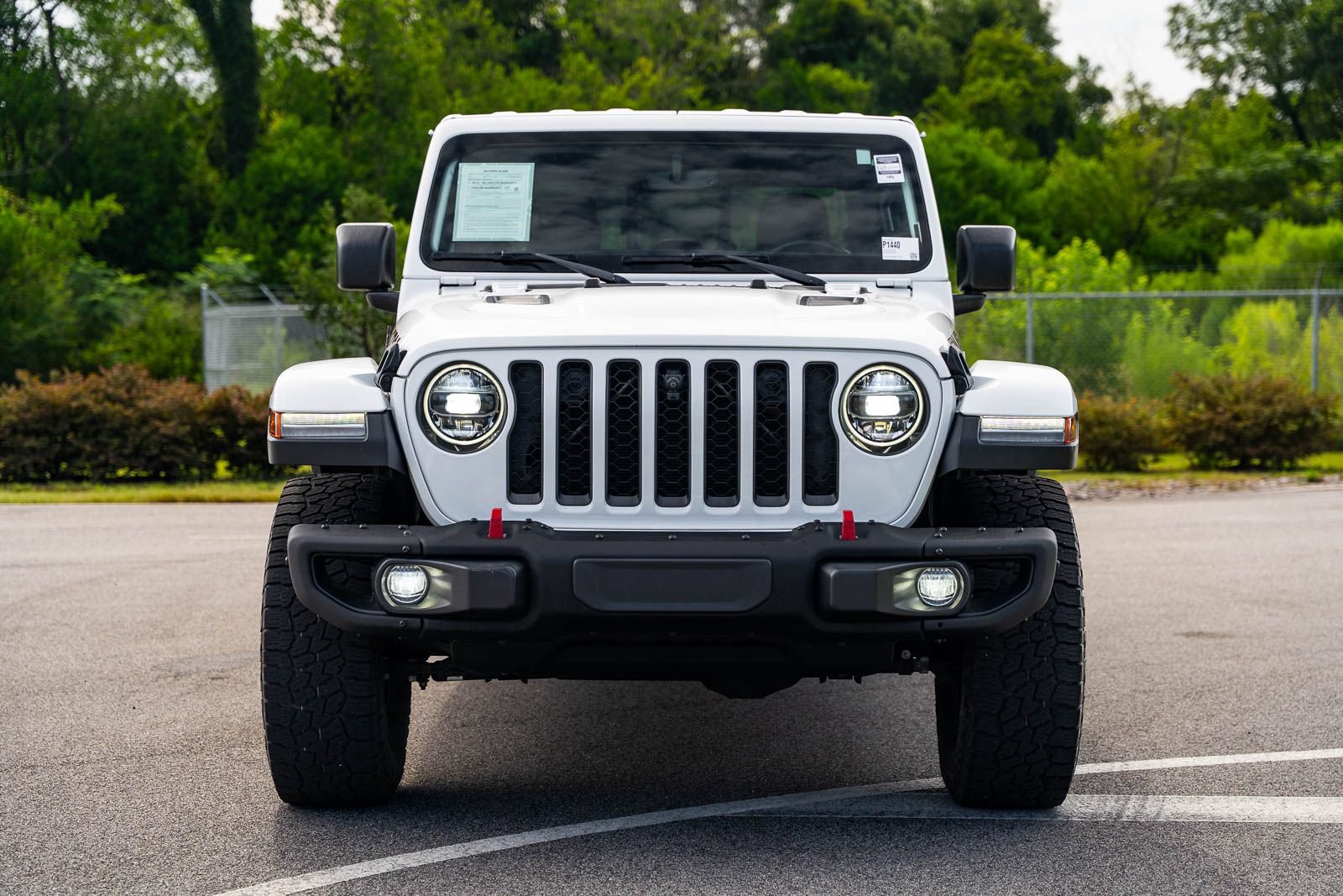 Used 2022 Jeep Gladiator Rubicon w/ LED Lighting Group AWD/4WD image 2