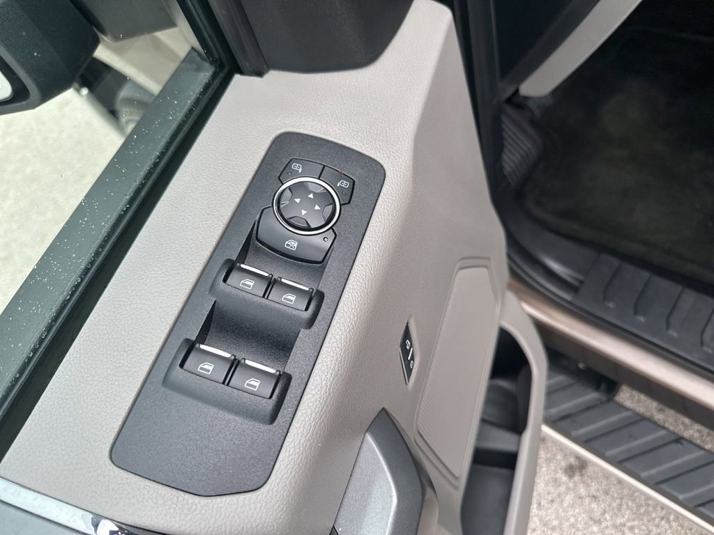 Used 2016 Ford F150 XLT w/ Equipment Group 301A Mid image 25