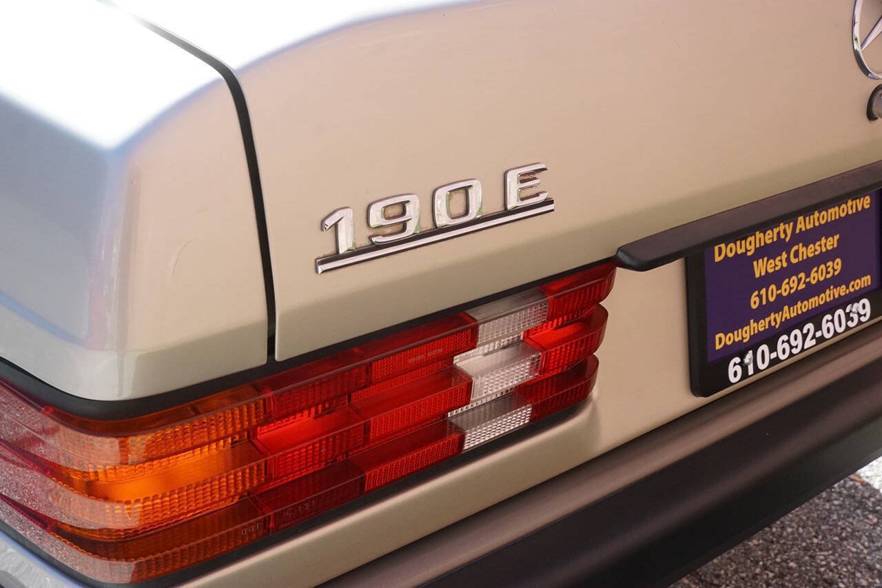 Used 1993 Mercedes-Benz 190 E 2.3 image 17
