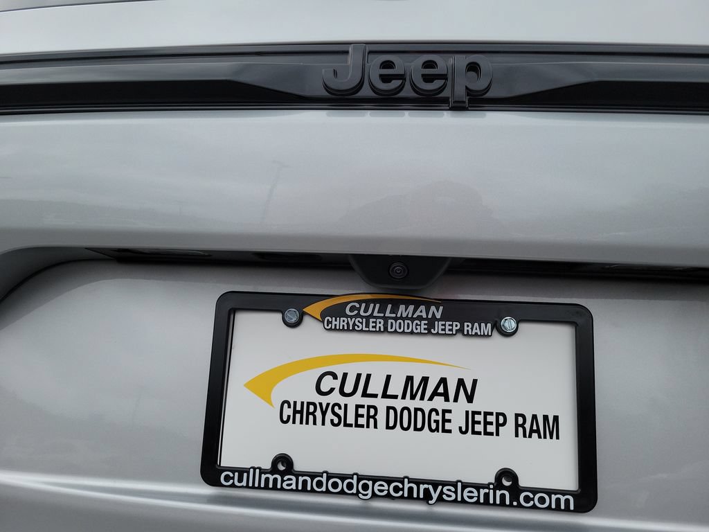 New 2026 Jeep Grand Cherokee Altitude AWD/4WD image 40