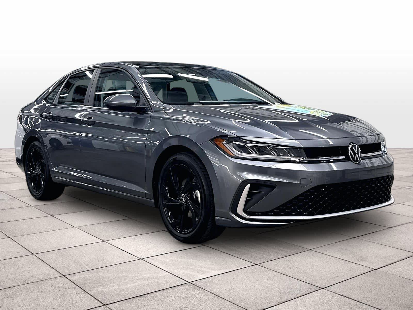 New 2027 Volkswagen Jetta SE FWD image 2