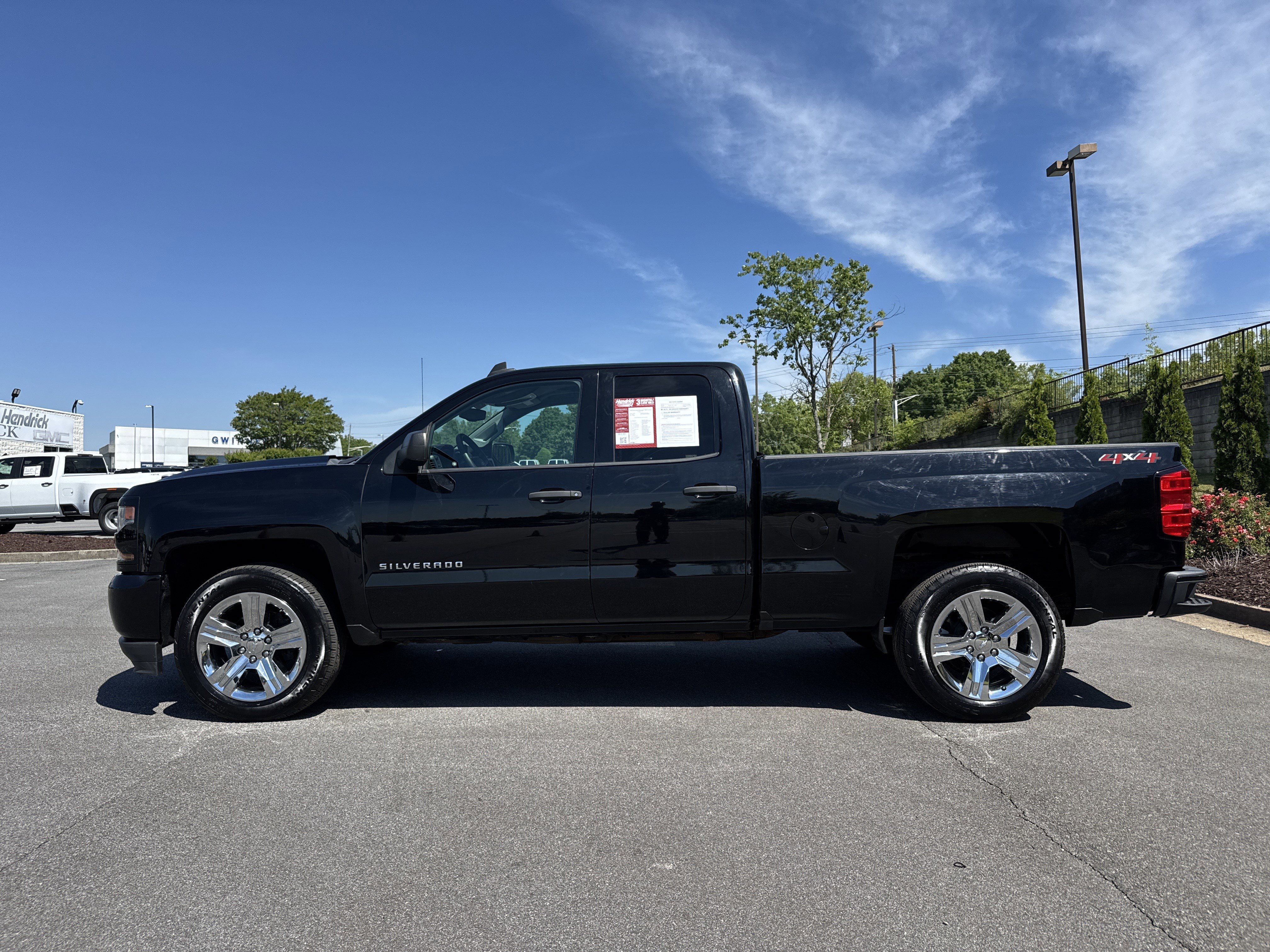 Used 2018 Chevrolet Silverado 1500 Custom w/ Custom Value Package AWD/4WD image 7