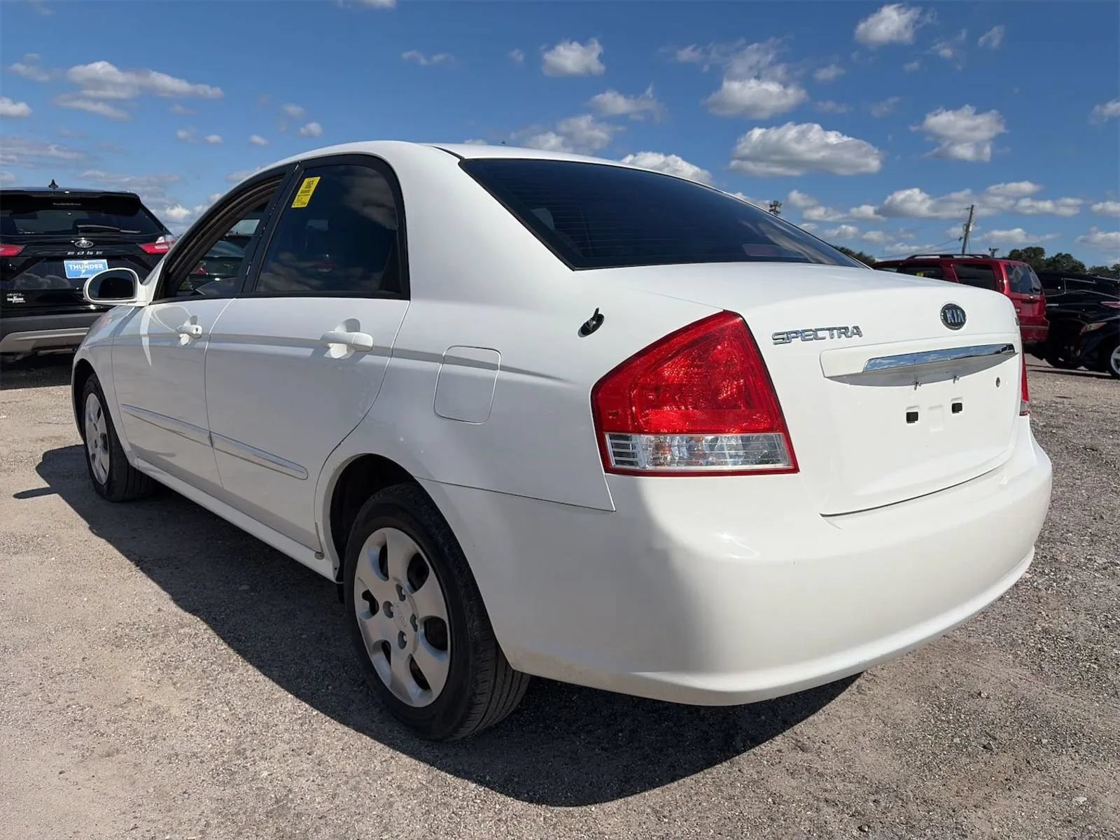 Used 2007 Kia Spectra EX FWD image 2