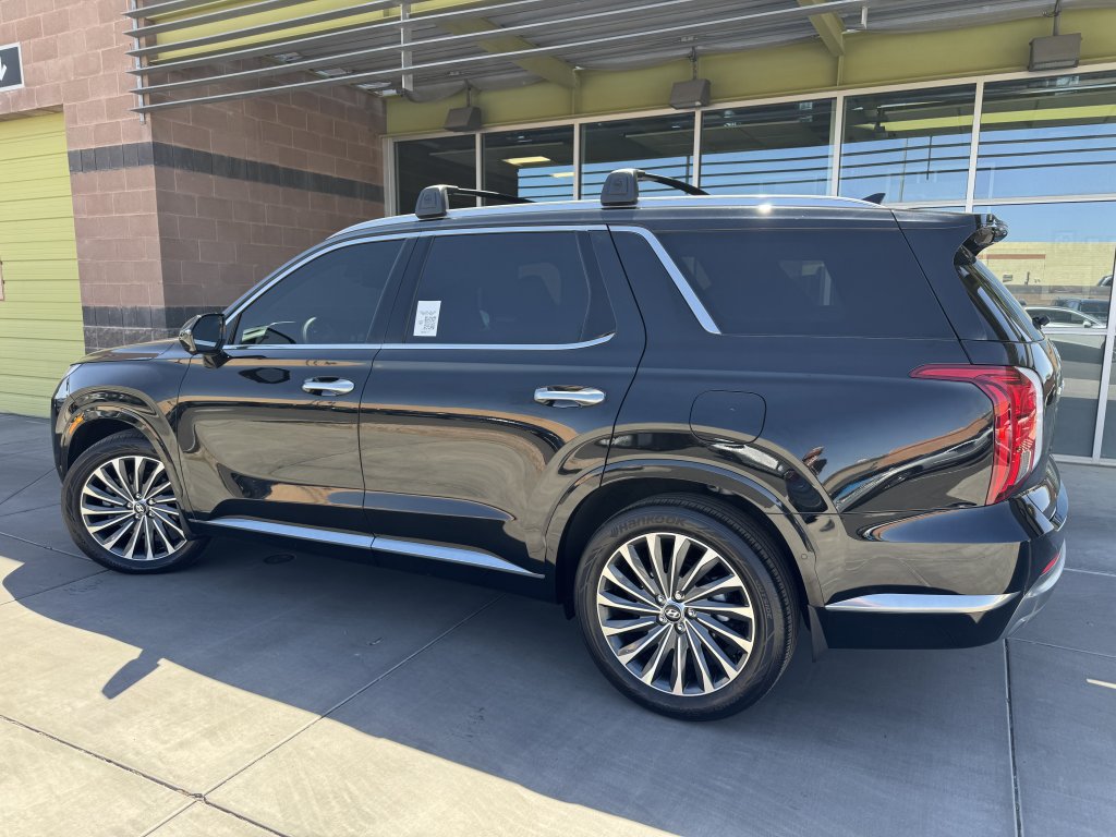 Used 2024 Hyundai Palisade Calligraphy AWD/4WD image 5