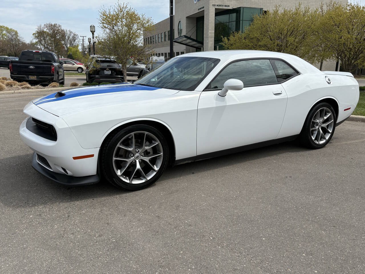 Used 2022 Dodge Challenger GT RWD image 14