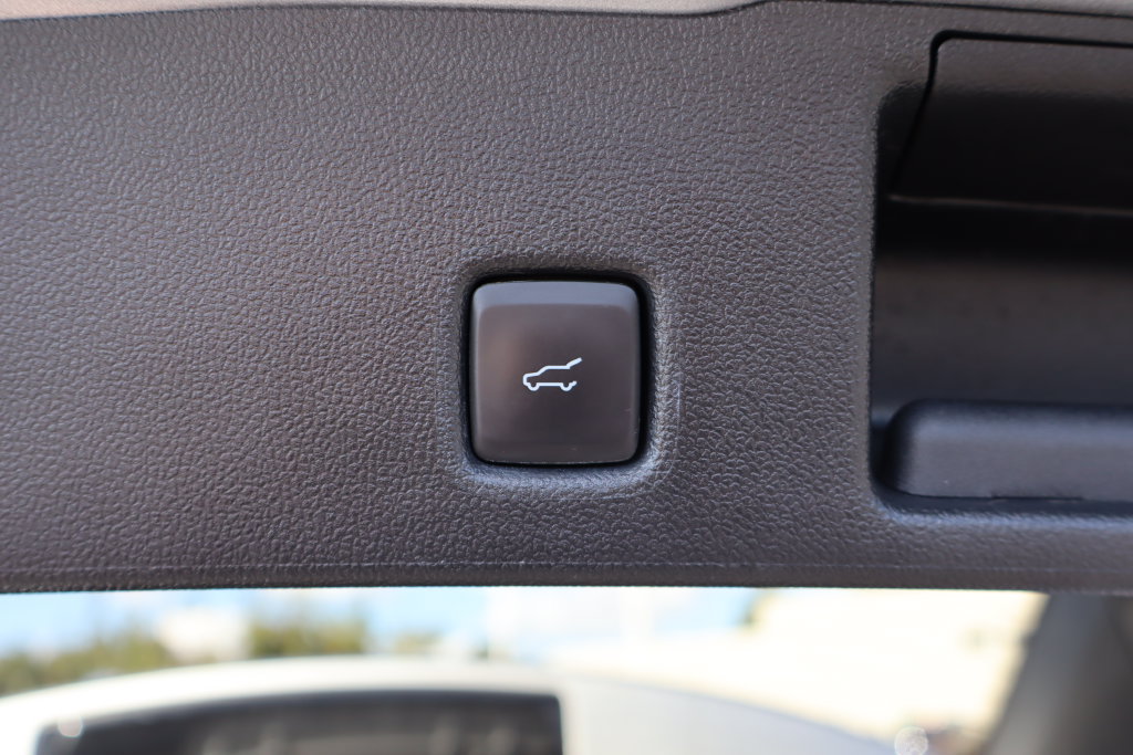 Used 2022 Ford Escape SEL w/ Class II Trailer Tow Package AWD/4WD image 20
