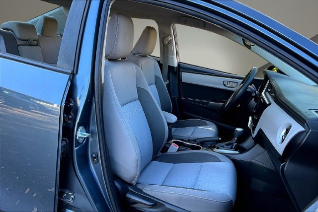 Used 2019 Toyota Corolla LE FWD image 29