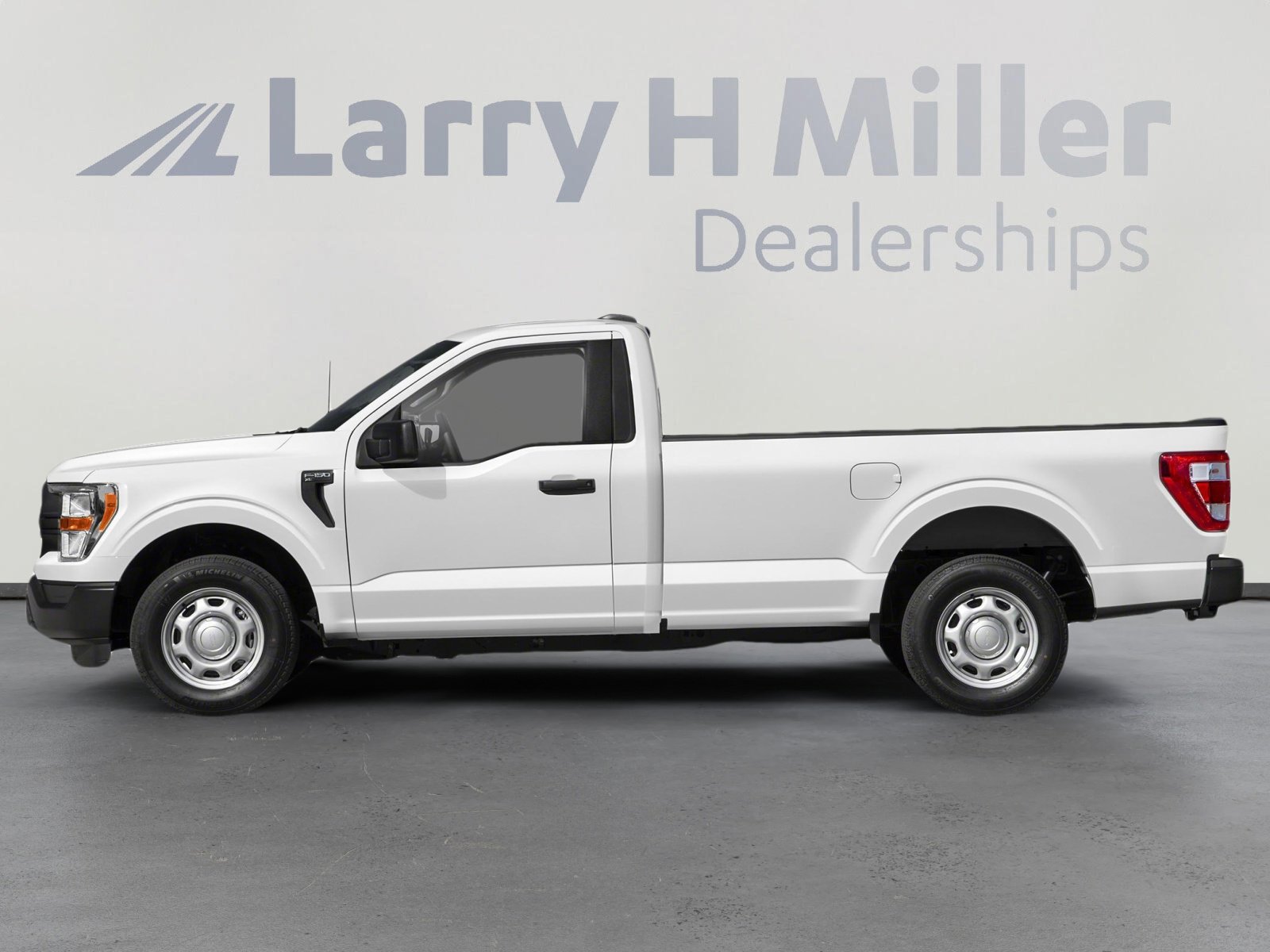 Used 2021 Ford F150 XL w/ Equipment Group 101A High RWD image 3