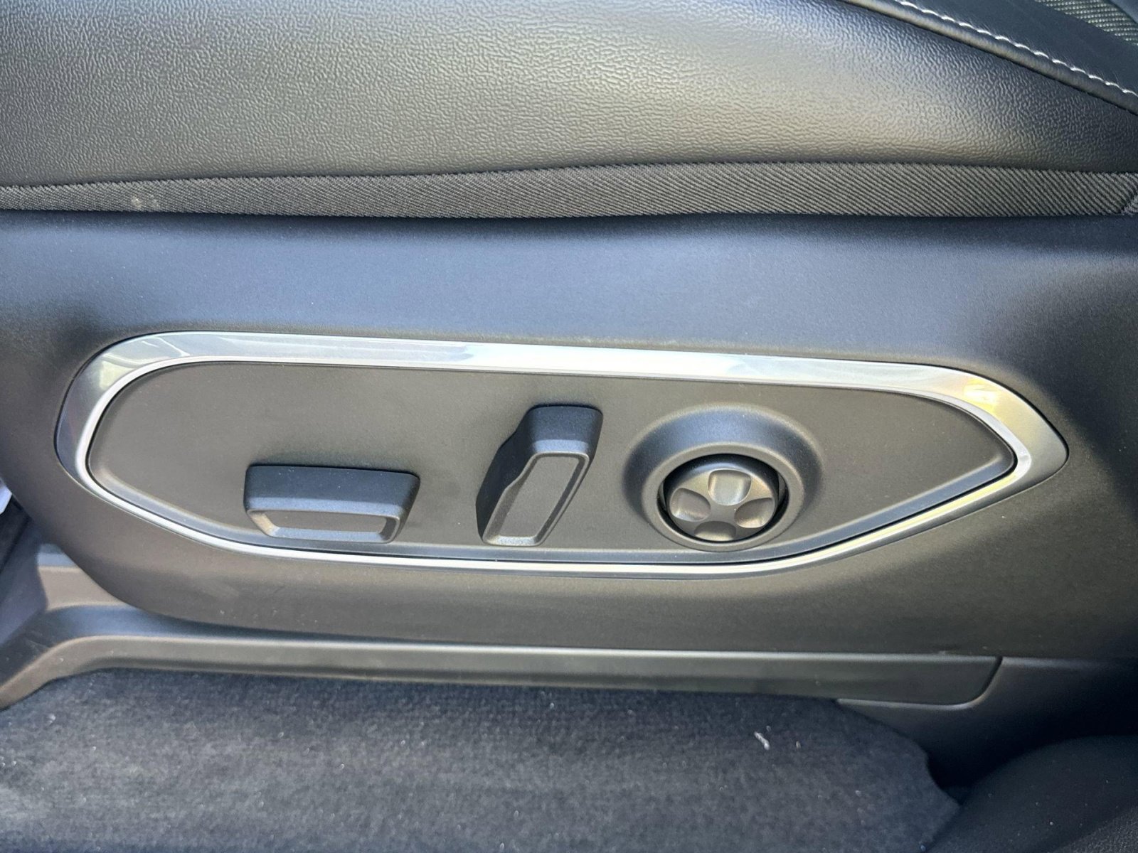 New 2024 Jeep Wagoneer Base w/ Premium Group I image 19