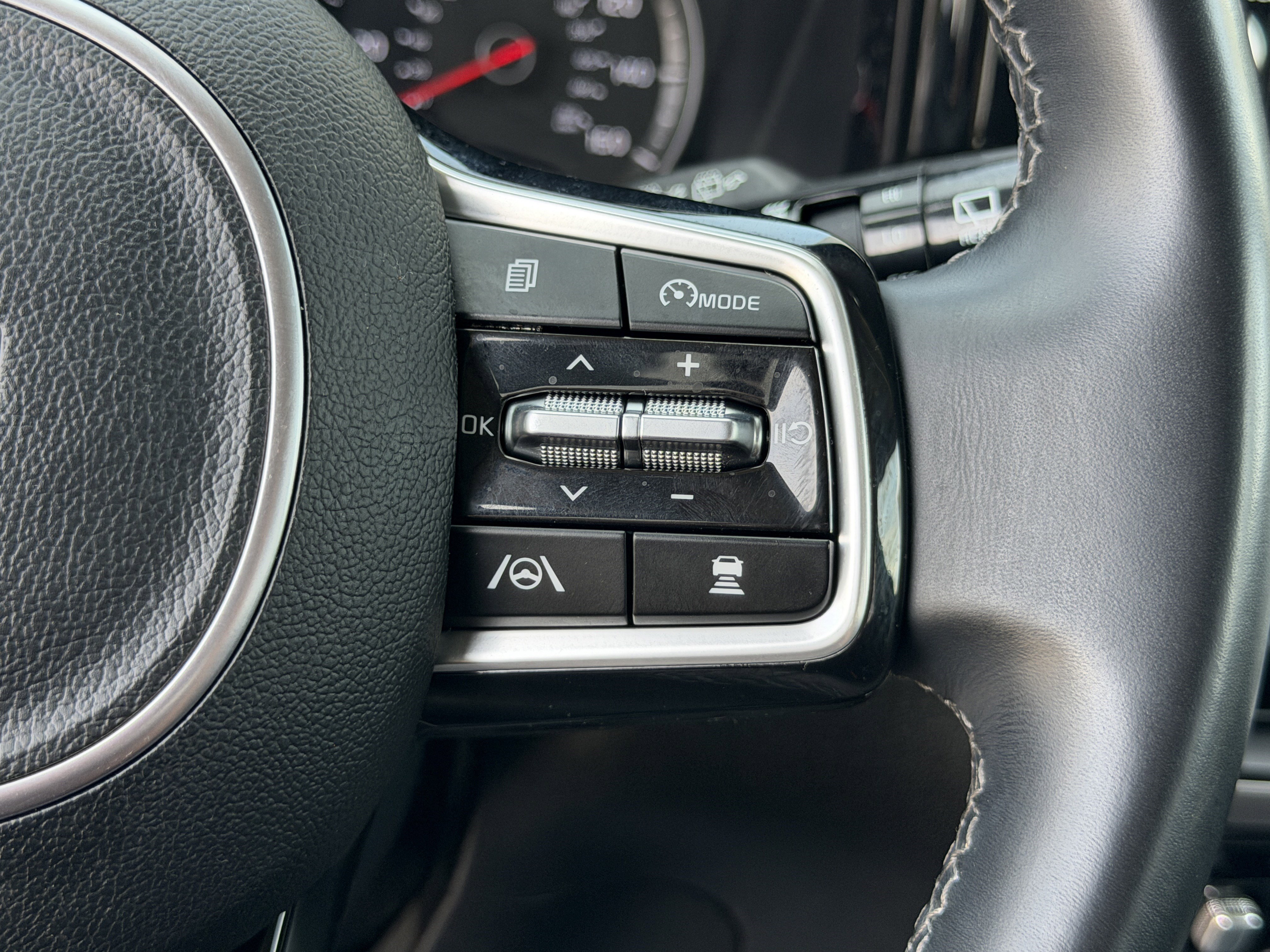 Certified 2023 Kia Sorento X-Line EX AWD/4WD image 21