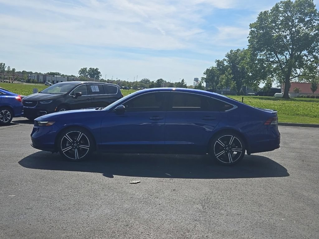 Certified 2025 Honda Accord Sport image 4