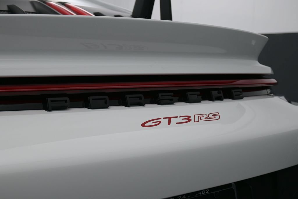 Certified 2024 Porsche 911 GT3 RS RWD image 14