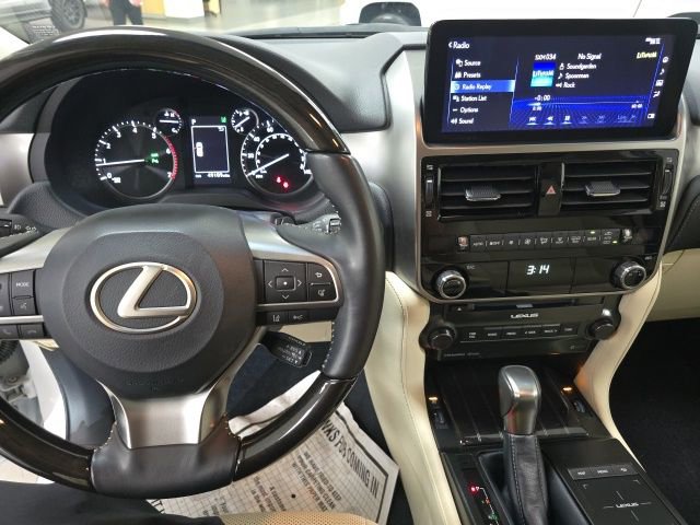 Used 2023 Lexus GX 460 Premium w/ Premium Package image 19