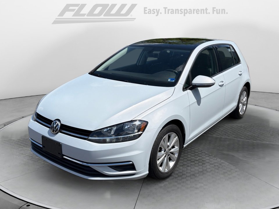 Used 2021 Volkswagen Golf 4-Door FWD image 3