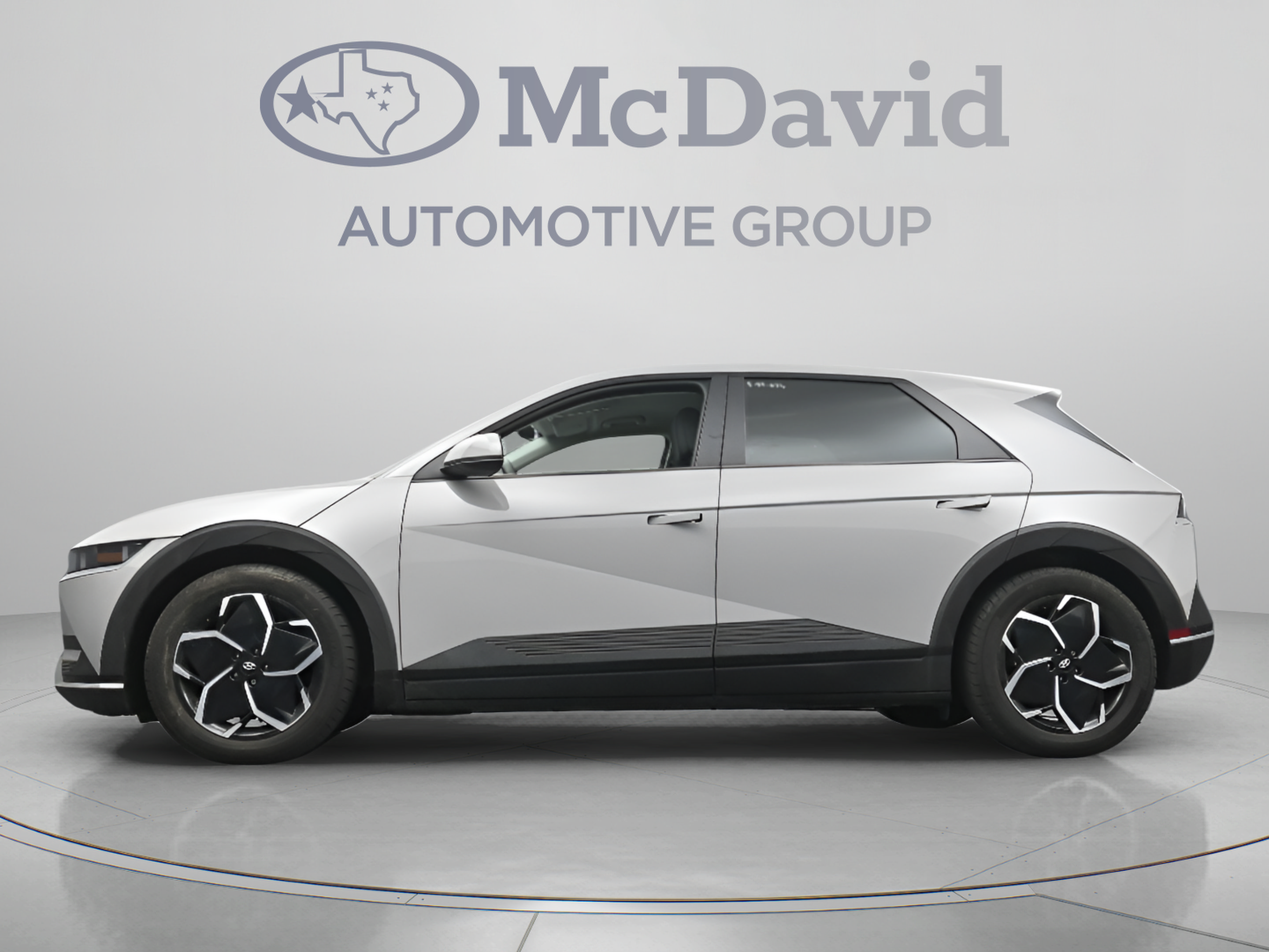 Used 2024 Hyundai Ioniq 5 SEL RWD image 27