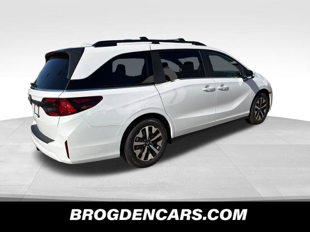 New 2026 Honda Odyssey EX-L image 3