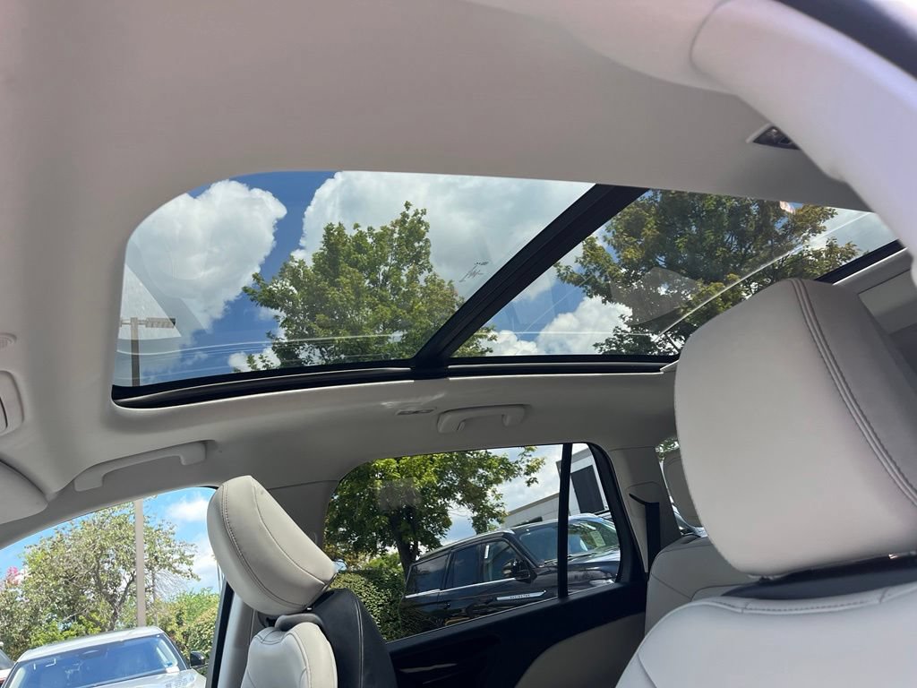 Used 2026 Lincoln Aviator AWD image 40