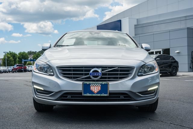 Used 2018 Volvo S60 T5 Inscription FWD image 2