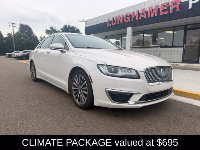 Used 2017 Lincoln MKZ Select w/ Climate Package FWD image 4