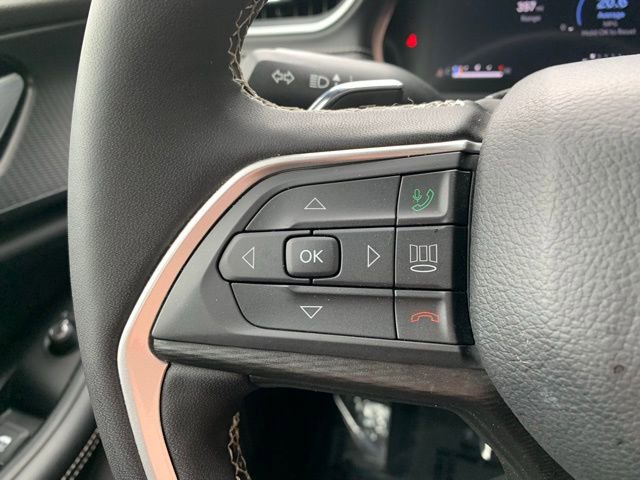 Used 2024 Jeep Grand Cherokee Altitude image 22