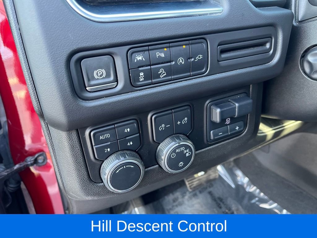 Used 2021 Chevrolet Tahoe Z71 w/ Z71 Signature Package image 32