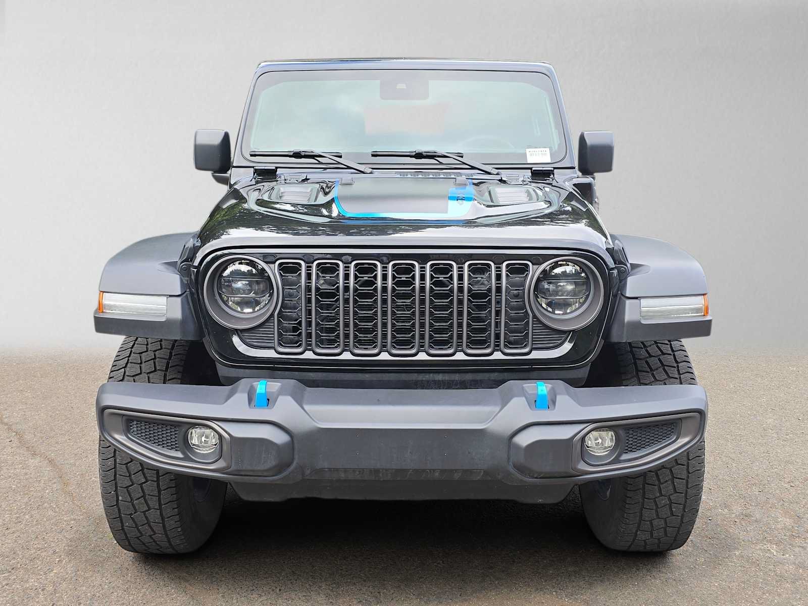 Used 2024 Jeep Wrangler Unlimited Rubicon 4xe AWD/4WD image 8
