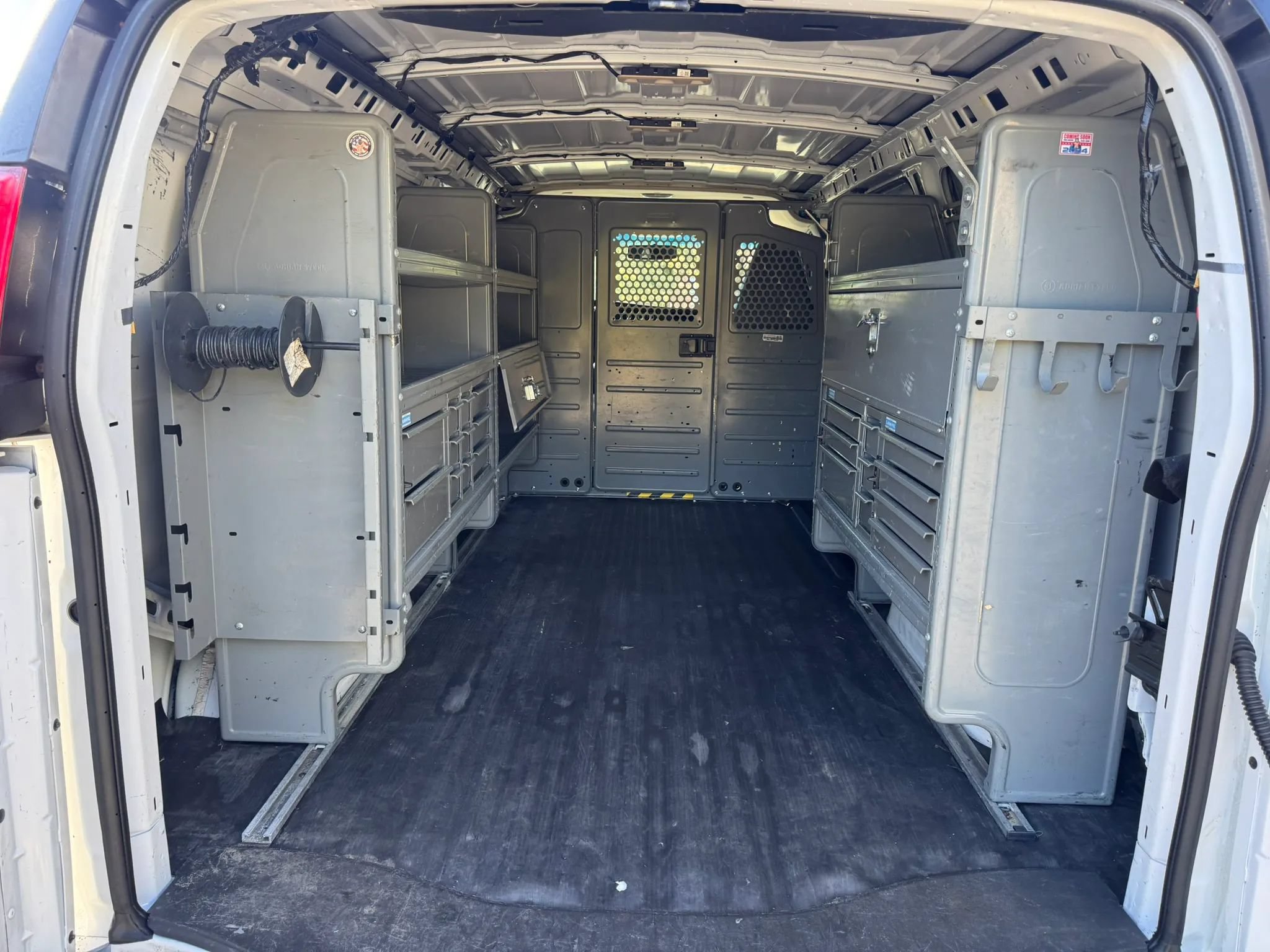 Used 2017 Chevrolet Express 2500 RWD image 19