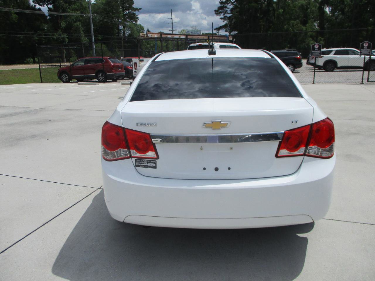 Used 2015 Chevrolet Cruze LT FWD image 10