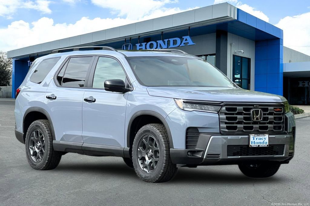 New 2026 Honda Pilot TrailSport