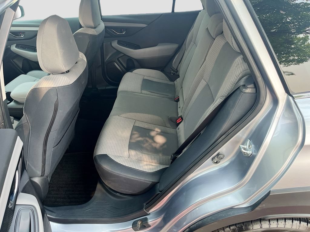 Used 2025 Subaru Outback Premium AWD/4WD image 23