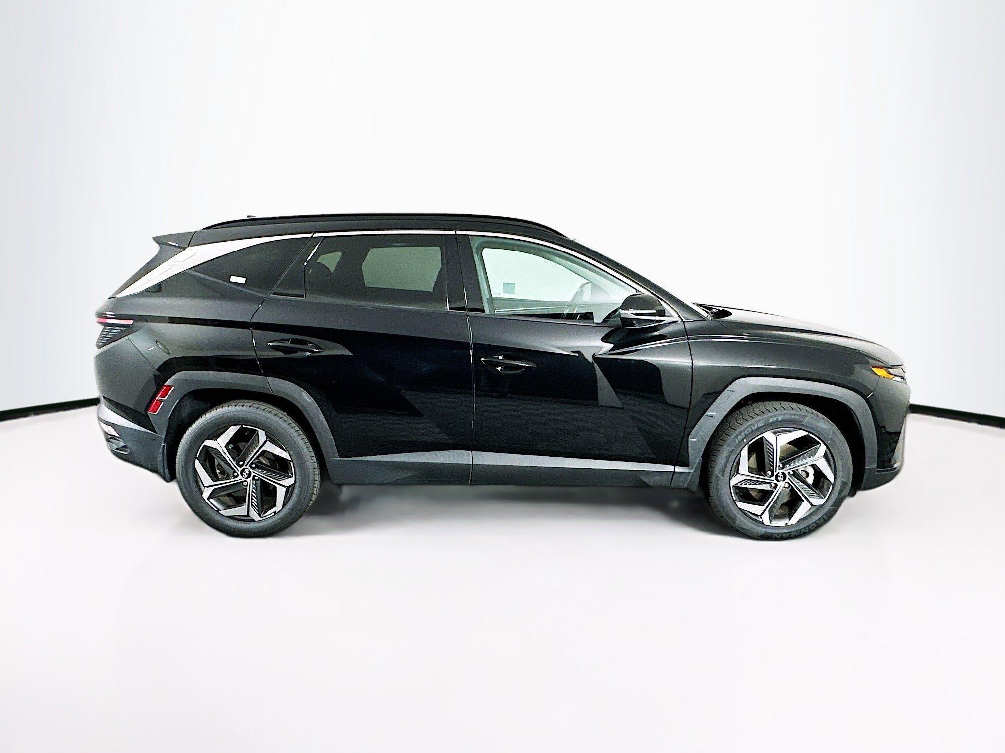 Used 2022 Hyundai Tucson Limited AWD/4WD image 10