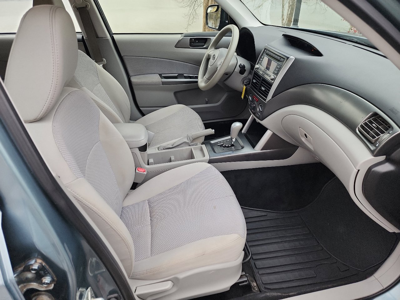Used 2011 Subaru Forester 2.5X w/ Alloy Wheel Value Pkg image 13