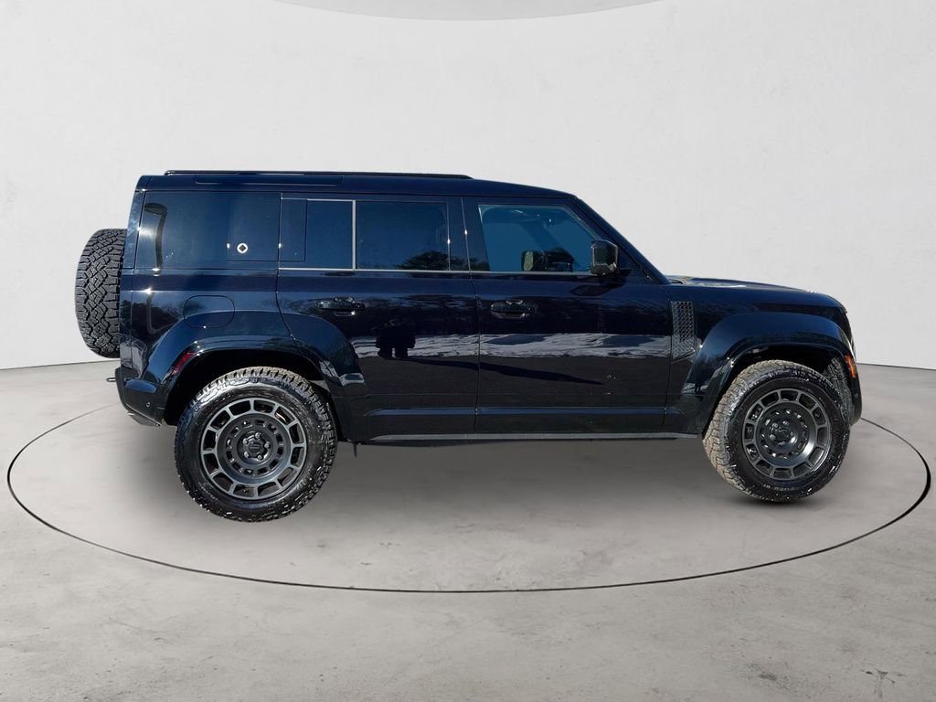 New 2026 Land Rover Defender 110 OCTA image 6