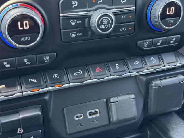 Used 2021 Chevrolet Silverado 1500 LTZ AWD/4WD image 28
