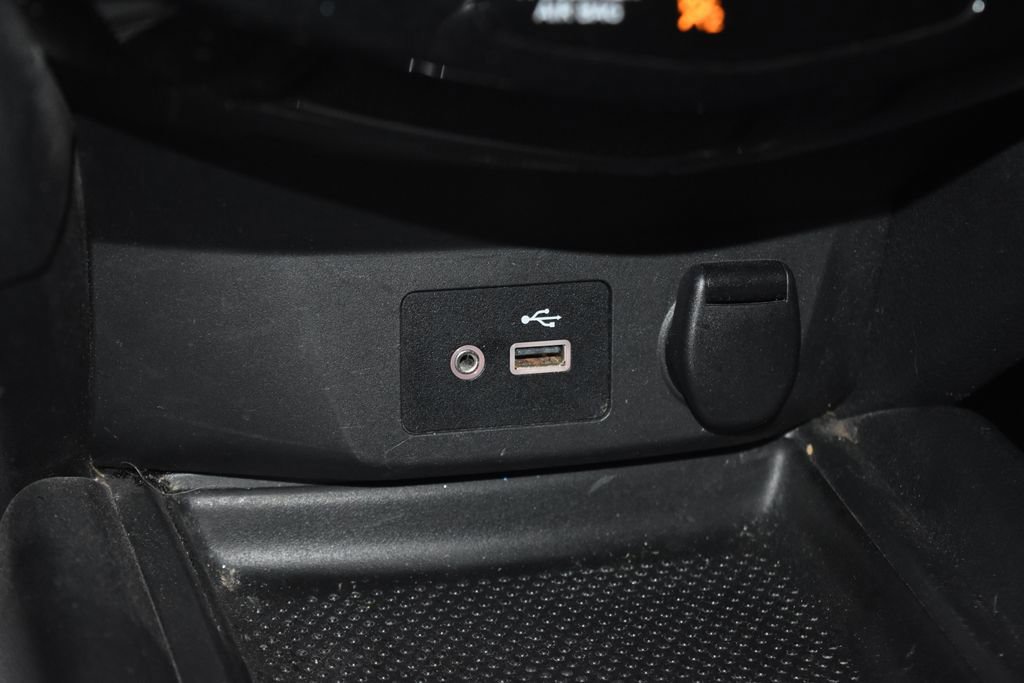 Used 2019 Nissan Rogue SV w/ Premium Package image 16