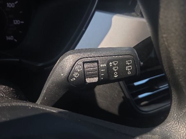 Used 2020 Ford Escape SE FWD image 40