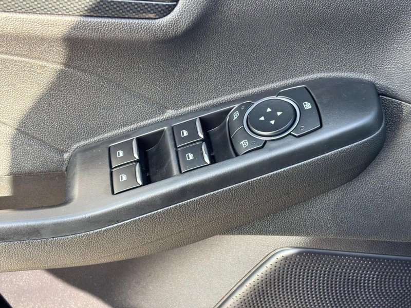 Used 2023 Ford Escape ST-Line w/ Tech Pack #1 AWD/4WD image 17