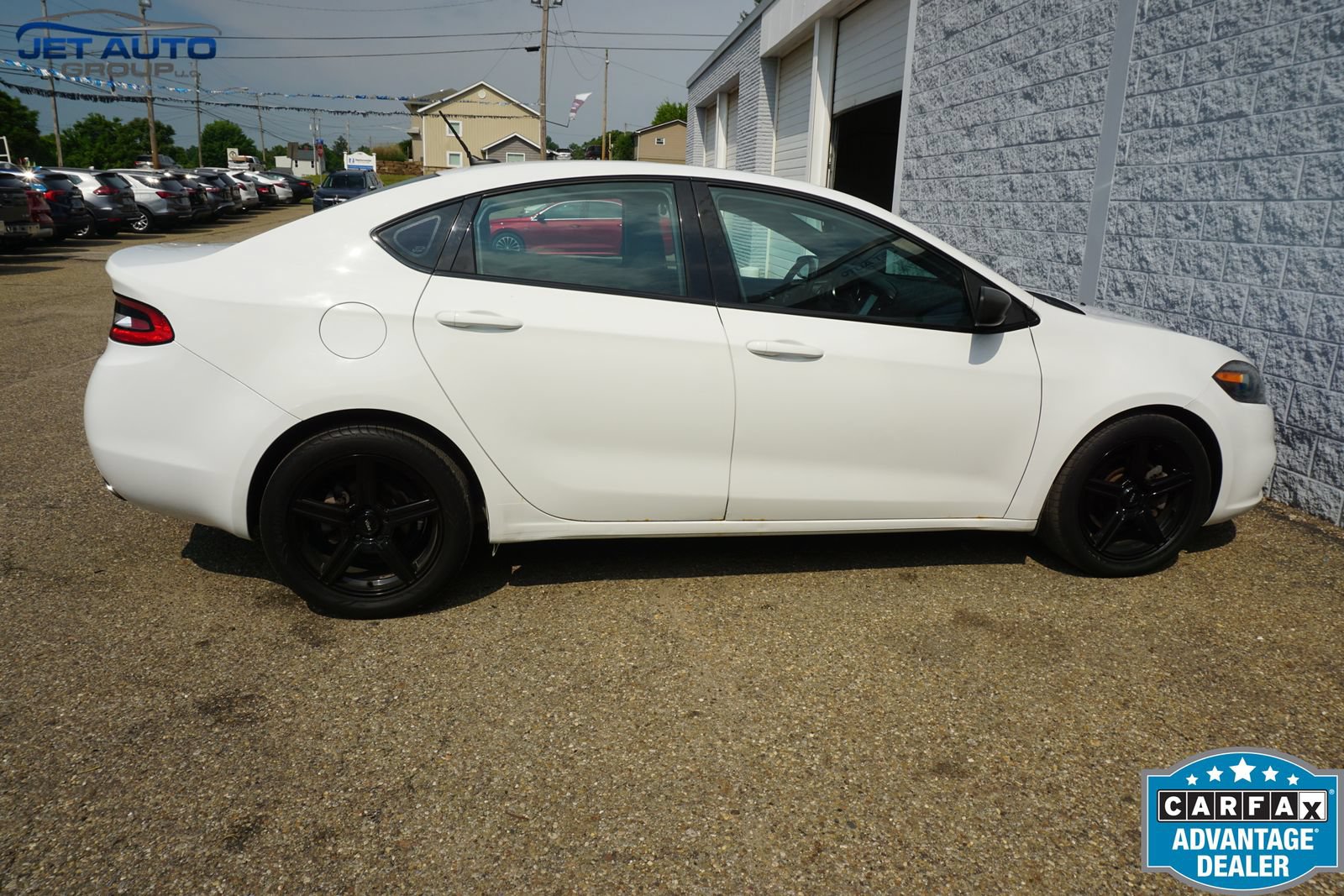 Used 2015 Dodge Dart SXT w/ Sun/Sound Group FWD image 12