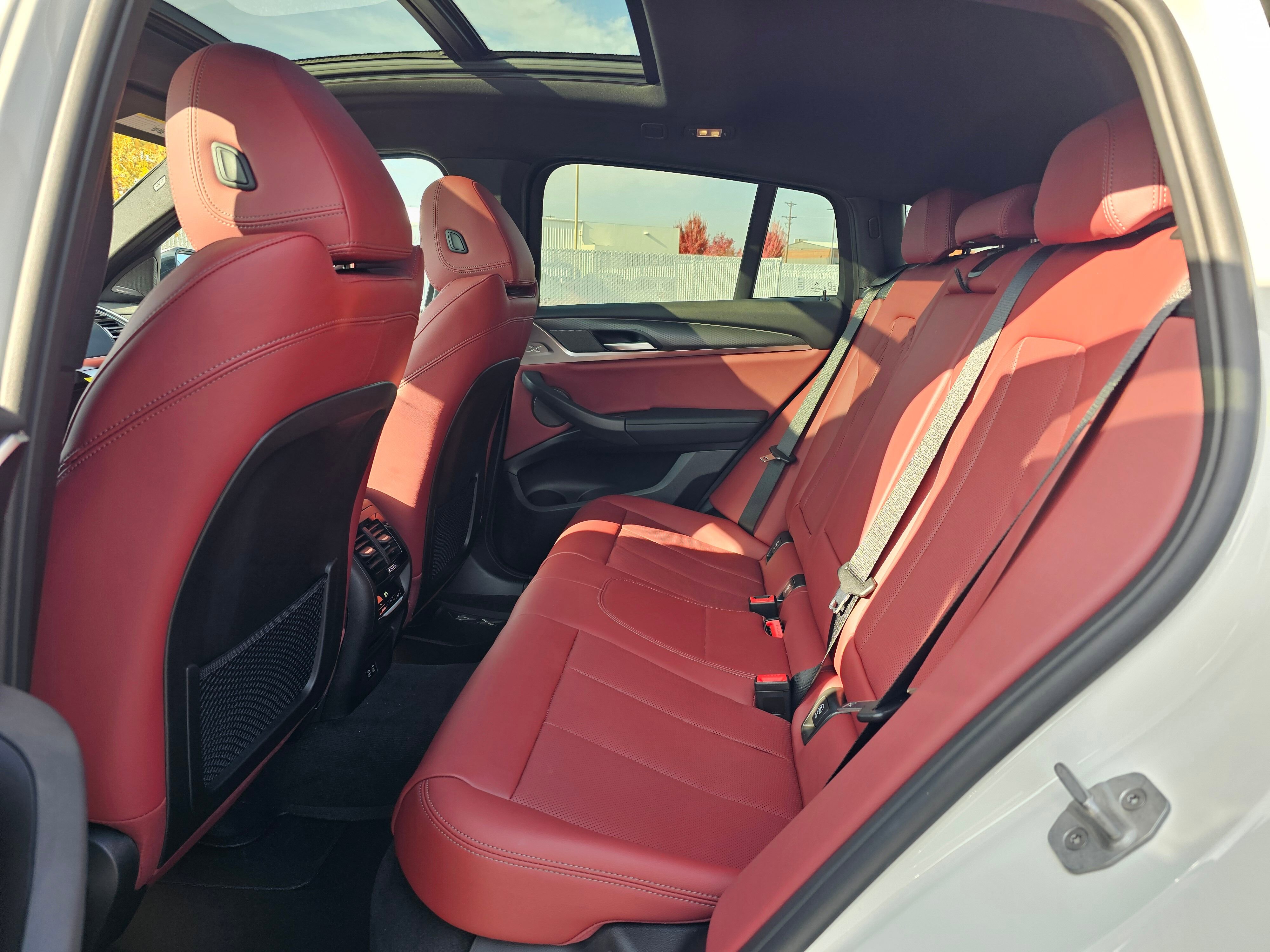 New 2025 BMW X4 xDrive30i w/ Premium Package image 13