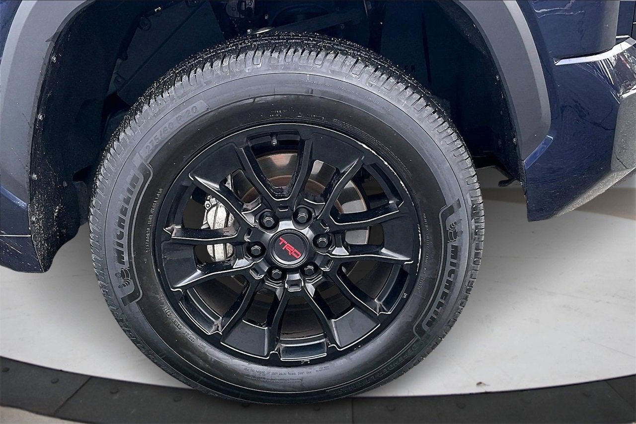 Used 2022 Toyota Tundra SR5 w/ SR5 Convenience Package image 36