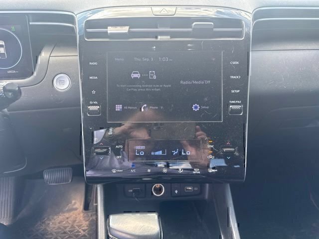 Used 2022 Hyundai Santa Cruz SEL Premium AWD/4WD image 16