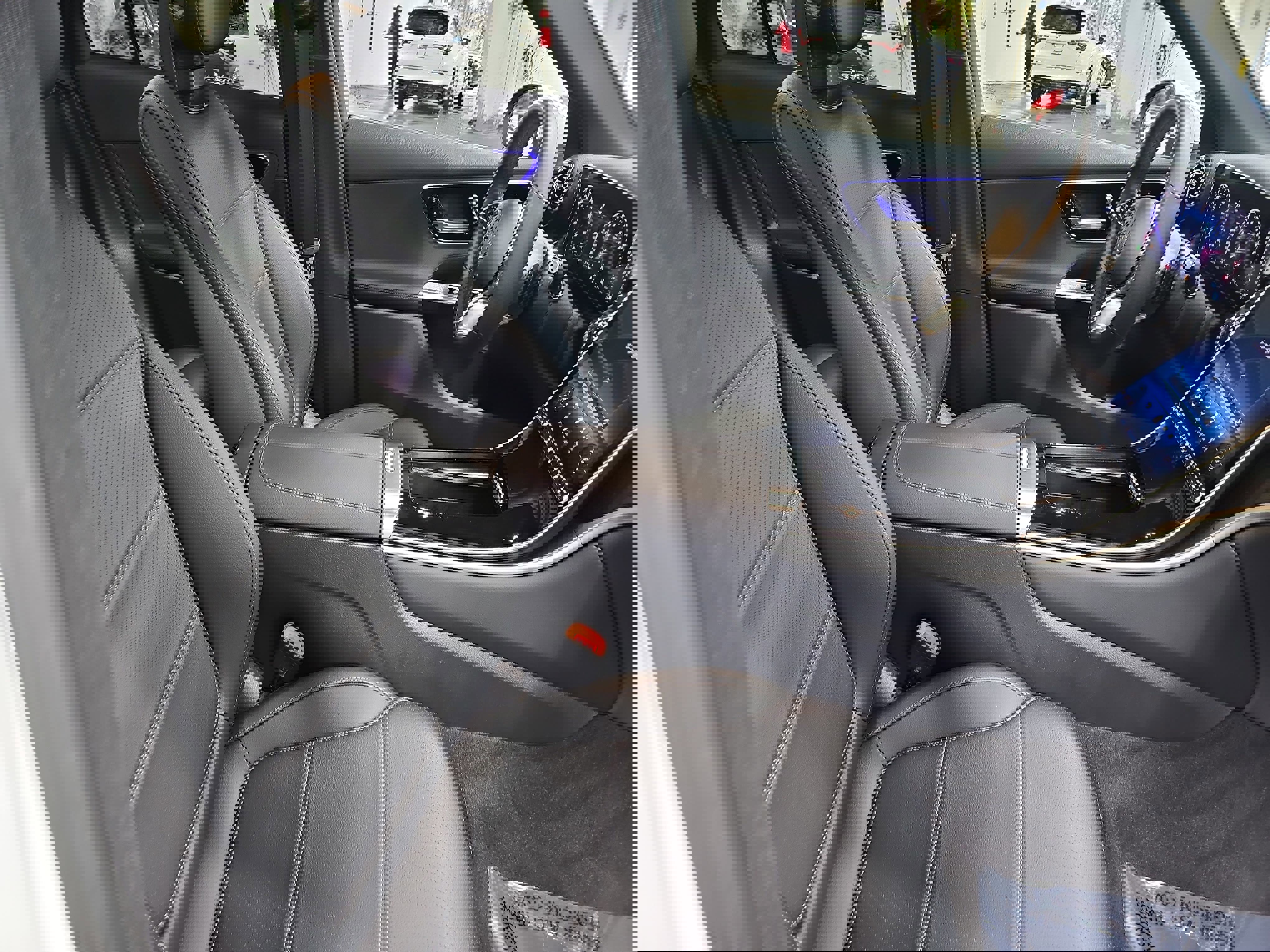 Certified 2025 Mercedes-Benz GLC 300 image 11