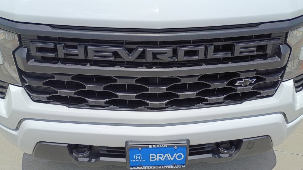 Used 2024 Chevrolet Silverado 1500 Custom w/ LPO, Dark Essentials Package RWD image 18