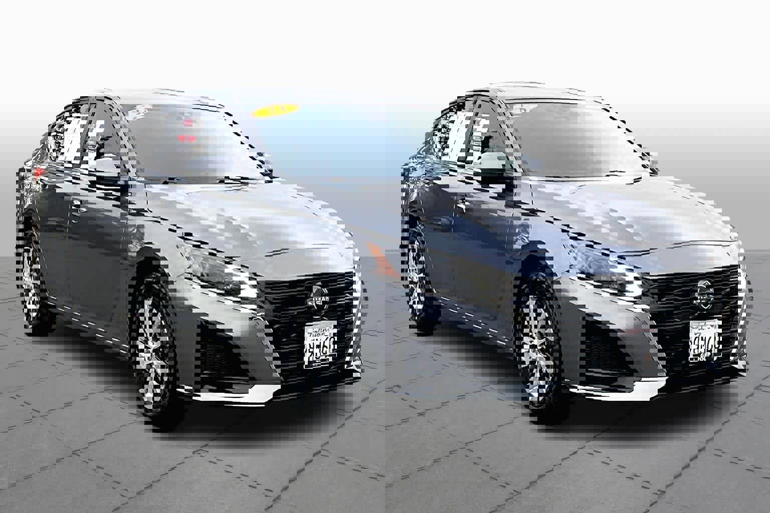 Used 2023 Nissan Altima 2.5 S image 2