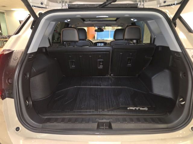 Used 2022 GMC Terrain AT4 w/ Infotainment Package II image 24